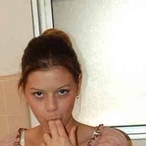 Hanaine - Civens - Loire | Sexe Femme